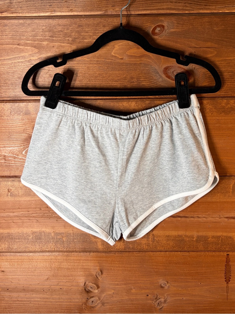 Zenana Outfitters Light Gray Athletic Shorts with White Trim Size Small 💕🩶